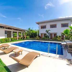Red Picnic Hostel Panglao